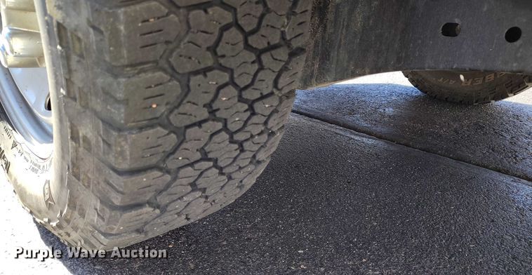 image for item DT0964 2020 Ford F250 Super Duty Ext. Cab pickup truck