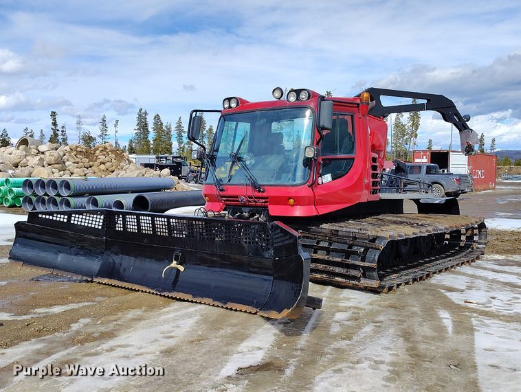 image for item DT0976 2000 Pisten Bully 300 W trail groomer