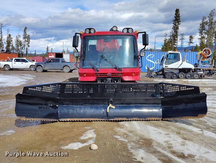 image for item DT0976 2000 Pisten Bully 300 W trail groomer