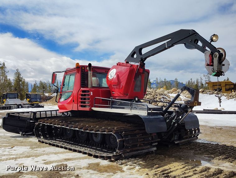 image for item DT0976 2000 Pisten Bully 300 W trail groomer