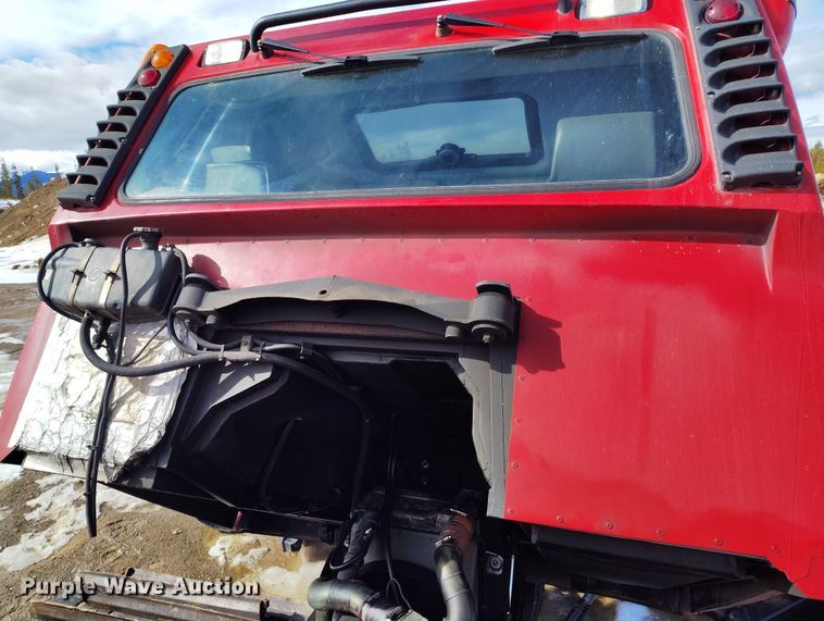 image for item DT0976 2000 Pisten Bully 300 W trail groomer