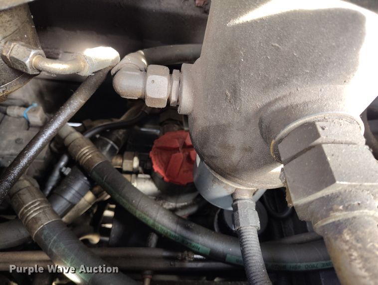 image for item DT0976 2000 Pisten Bully 300 W trail groomer