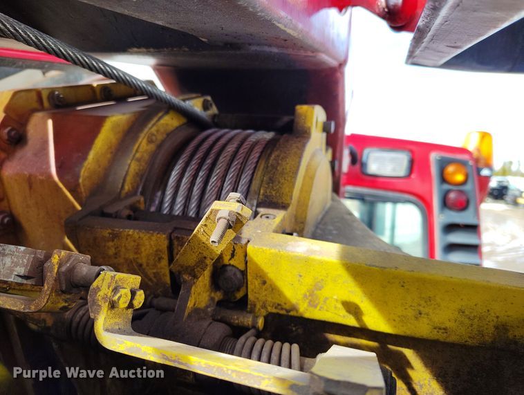 image for item DT0976 2000 Pisten Bully 300 W trail groomer