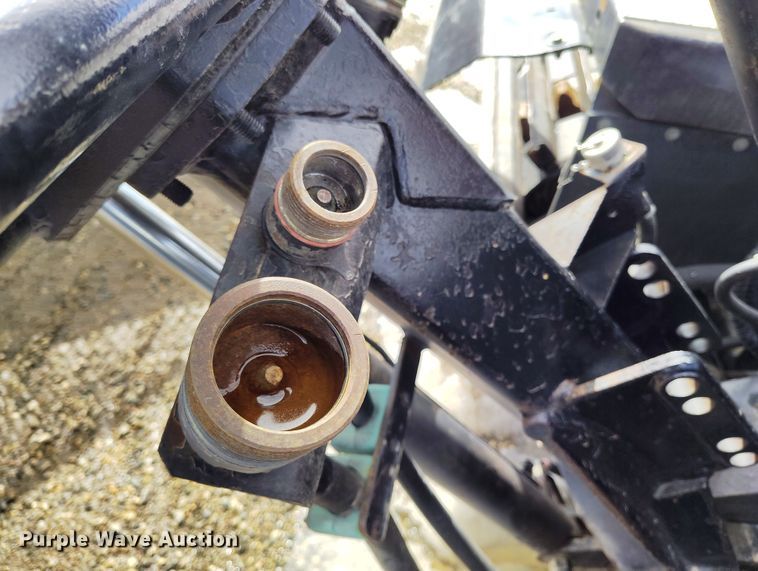 image for item DT0976 2000 Pisten Bully 300 W trail groomer