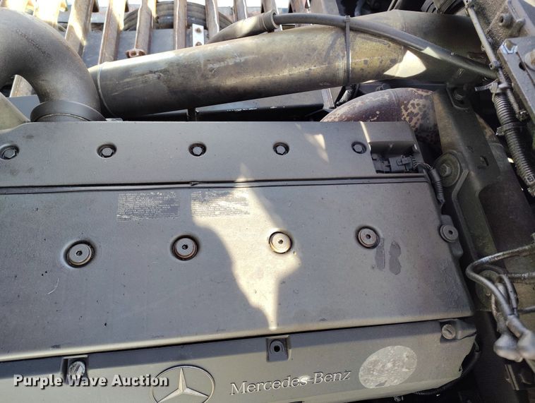 image for item DT0976 2000 Pisten Bully 300 W trail groomer