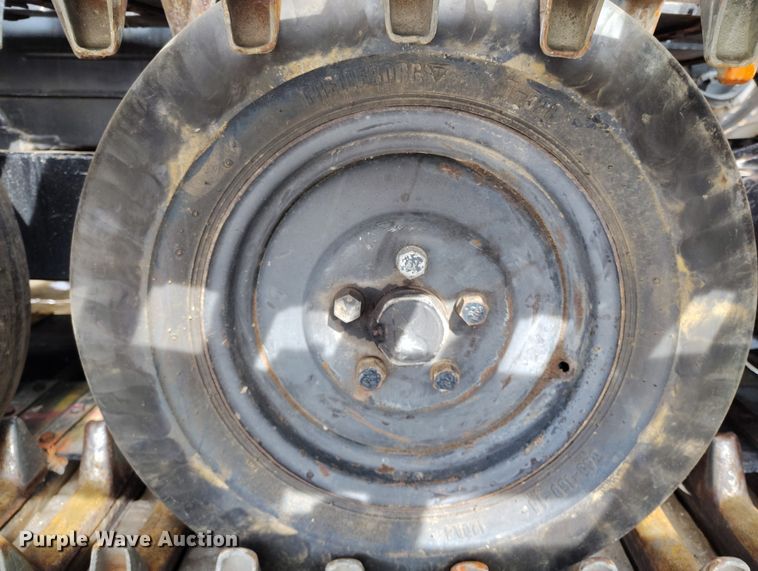 image for item DT0976 2000 Pisten Bully 300 W trail groomer