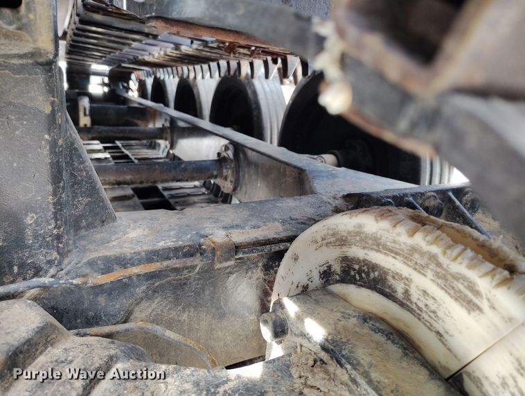 image for item DT0976 2000 Pisten Bully 300 W trail groomer