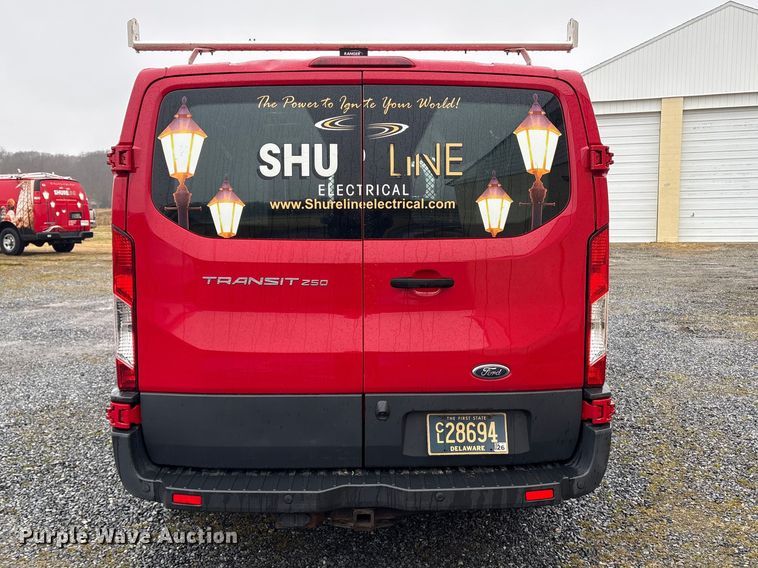 image for item DT2847 2015 Ford Transit 250 van