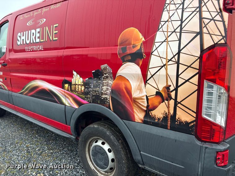 image for item DT2847 2015 Ford Transit 250 van