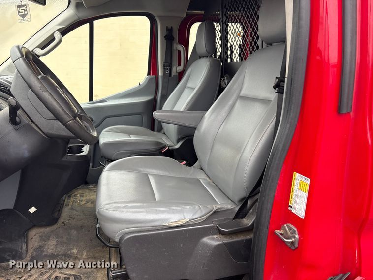 image for item DT2847 2015 Ford Transit 250 van