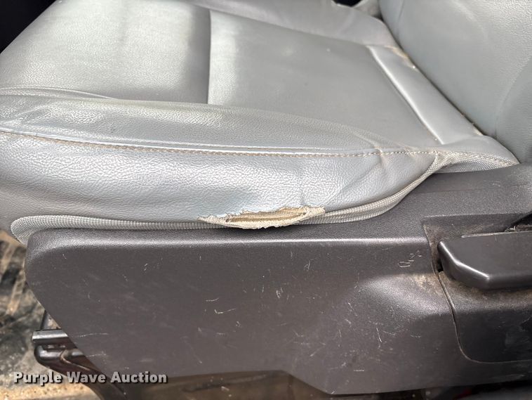 image for item DT2847 2015 Ford Transit 250 van