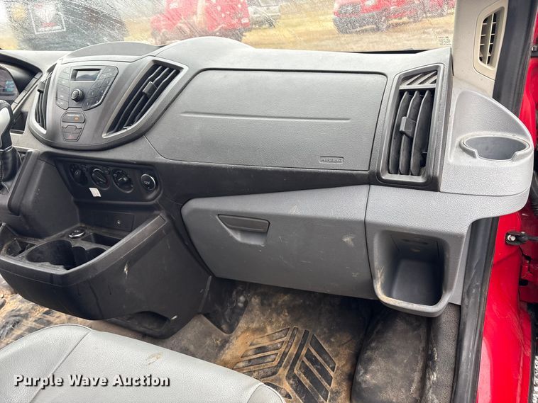 image for item DT2847 2015 Ford Transit 250 van