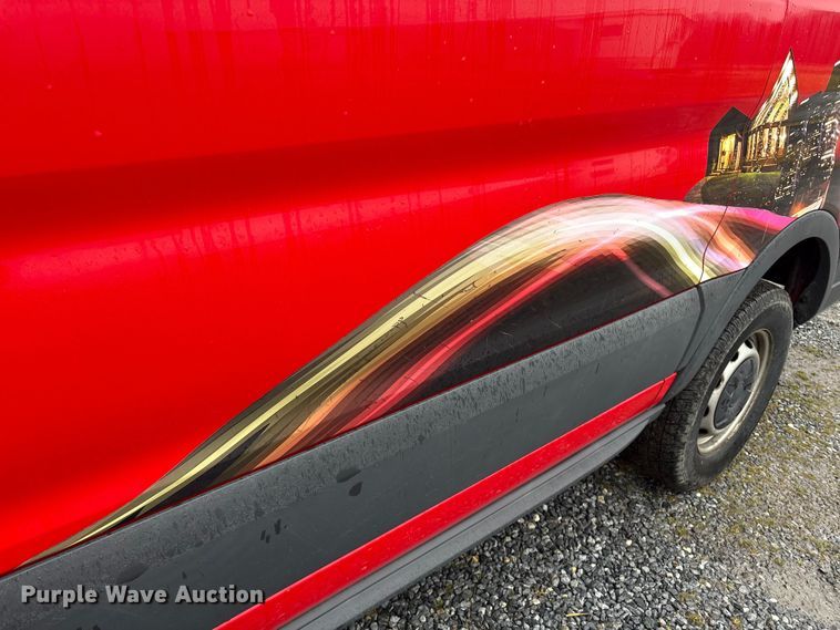 image for item DT2848 2016 Ford Transit 250 van