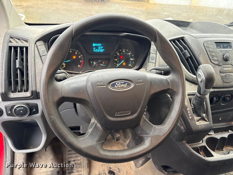 image for item DT2848 2016 Ford Transit 250 van