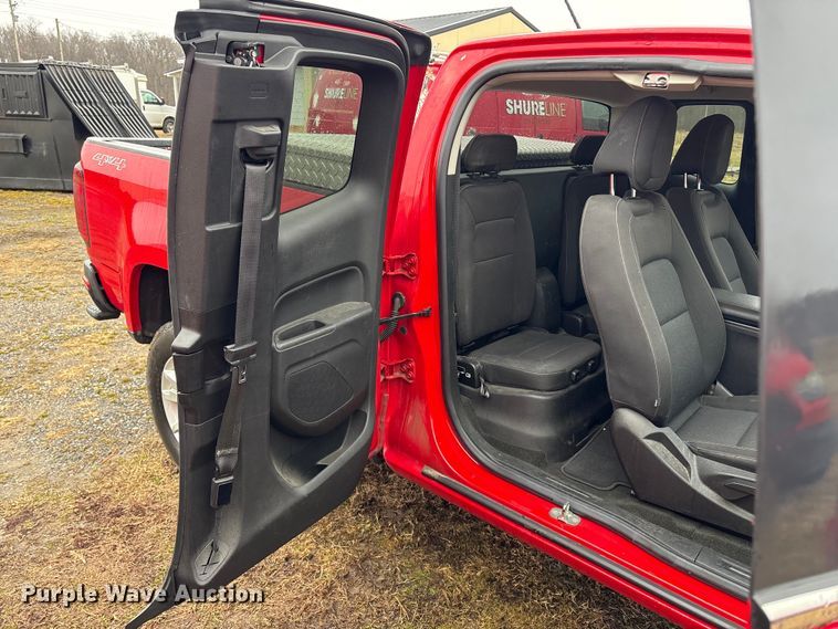 image for item DT2849 2017 Chevrolet Colorado Ext. Cab pickup truck