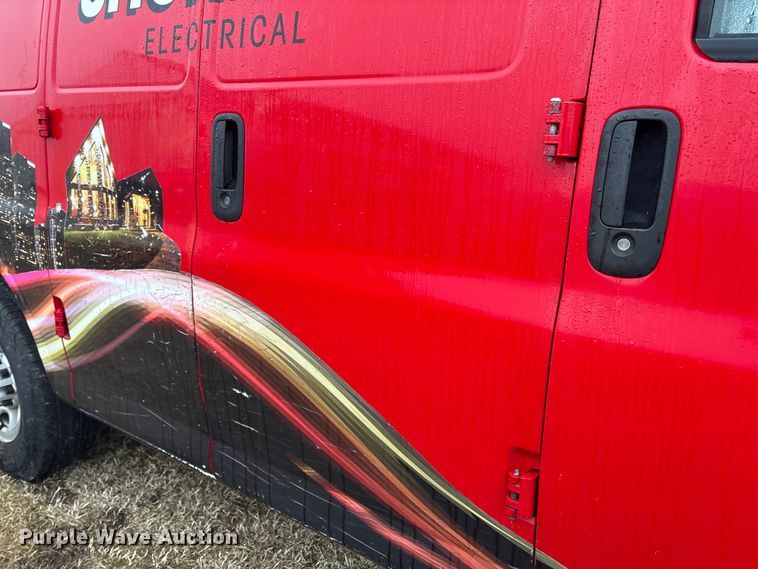 image for item DT2850 2016 Chevrolet Express 2500 van