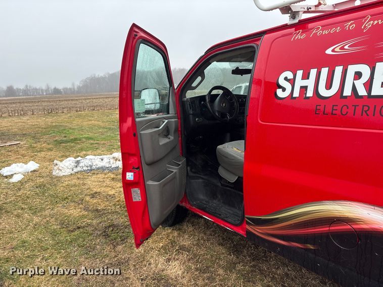 image for item DT2850 2016 Chevrolet Express 2500 van