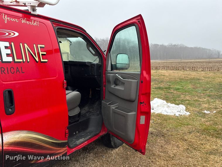 image for item DT2850 2016 Chevrolet Express 2500 van