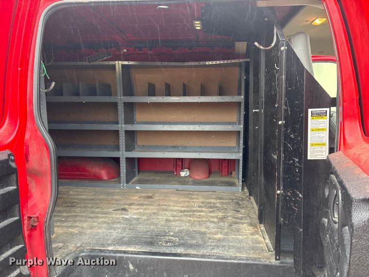 image for item DT2850 2016 Chevrolet Express 2500 van