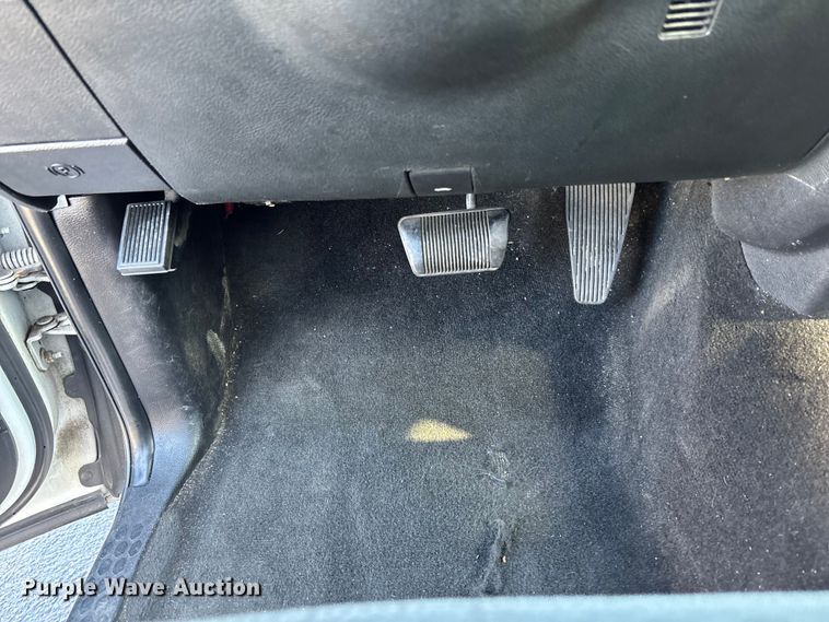 image for item DU0392 2015 Dodge 2500 Crew Cab pickup truck