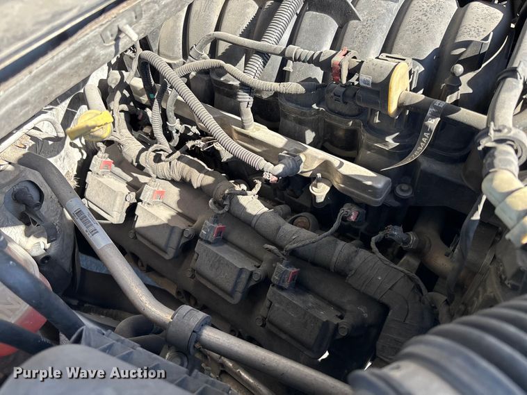 image for item DU0392 2015 Dodge 2500 Crew Cab pickup truck