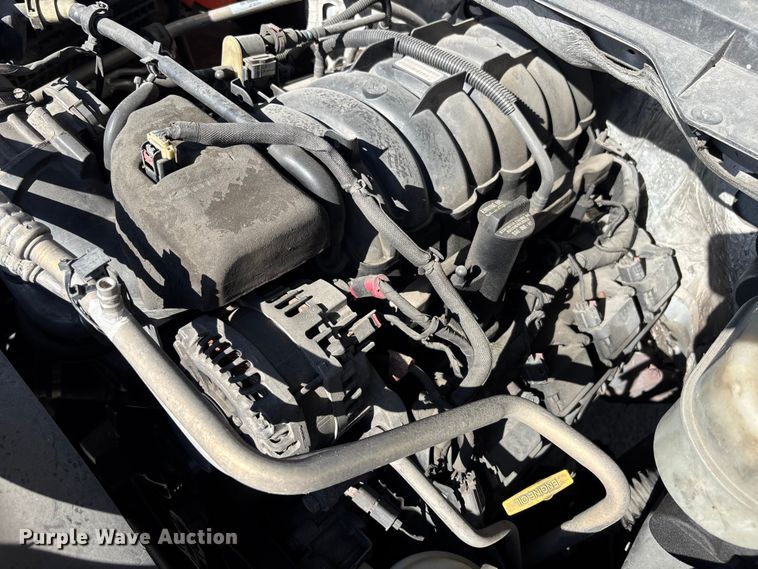 image for item DU0392 2015 Dodge 2500 Crew Cab pickup truck