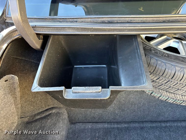 image for item DU0396 2007 Lincoln  Town Car limousine