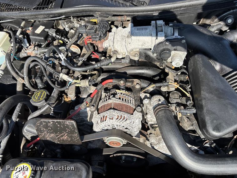 image for item DU0396 2007 Lincoln  Town Car limousine