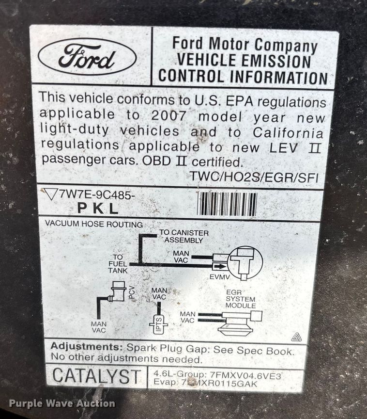image for item DU0396 2007 Lincoln  Town Car limousine