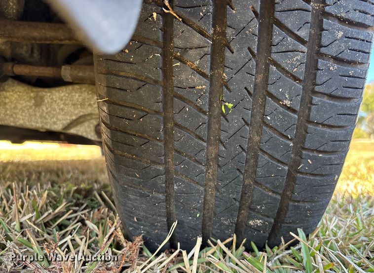 image for item DU0396 2007 Lincoln  Town Car limousine