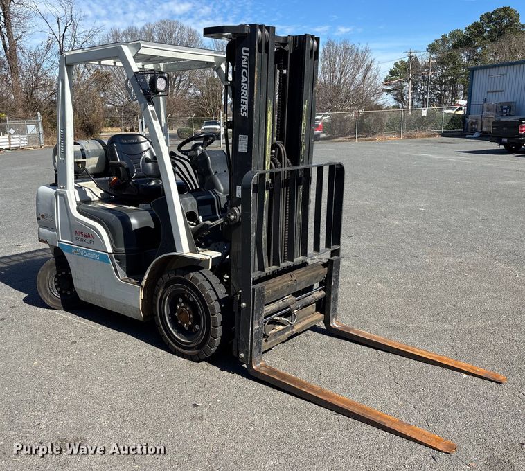 image for item DU0399 2015 Nissan PF50 forklift