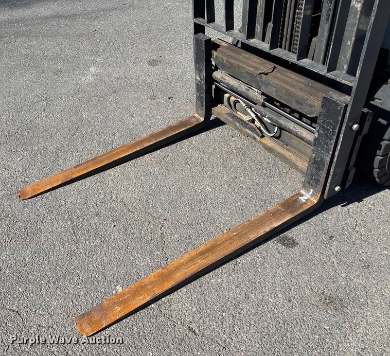 image for item DU0399 2015 Nissan PF50 forklift