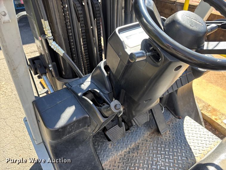 image for item DU0399 2015 Nissan PF50 forklift