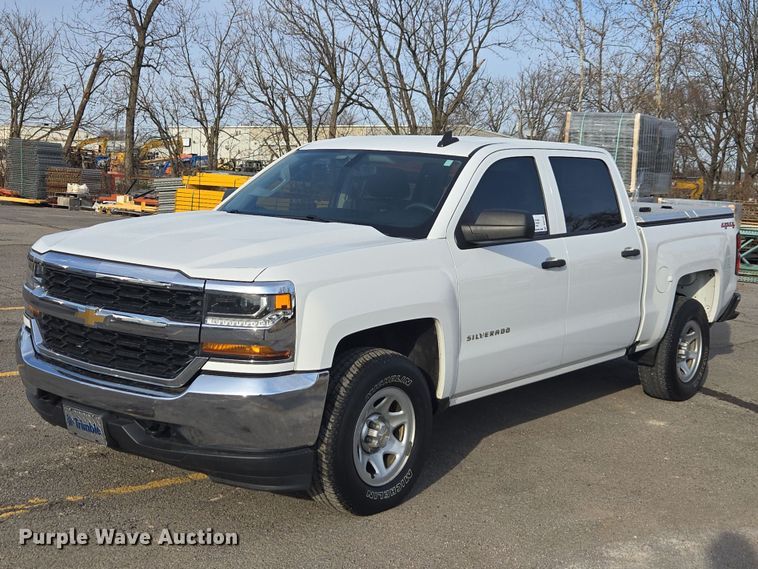 image for item DU2733 2018 Chevrolet Silverado 1500 Crew Cab pickup truck