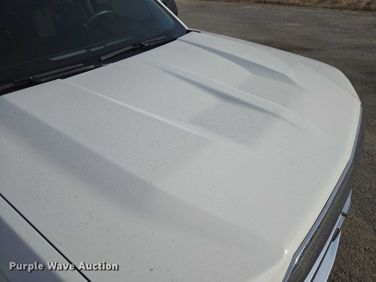 image for item DU2733 2018 Chevrolet Silverado 1500 Crew Cab pickup truck