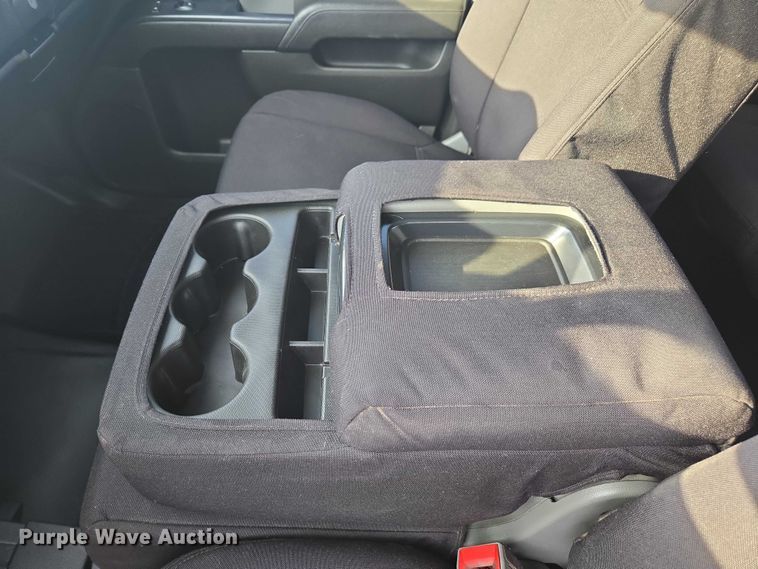 image for item DU2733 2018 Chevrolet Silverado 1500 Crew Cab pickup truck