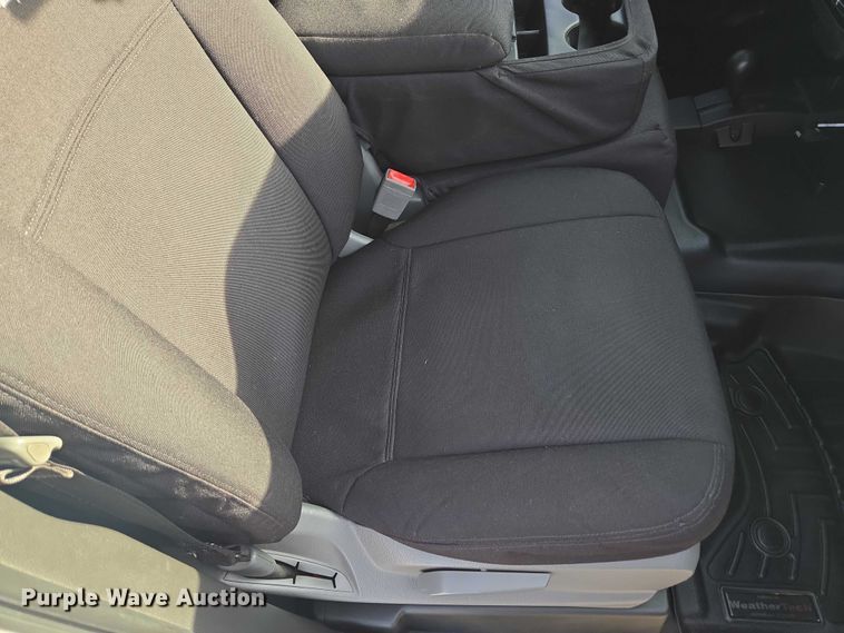 image for item DU2733 2018 Chevrolet Silverado 1500 Crew Cab pickup truck