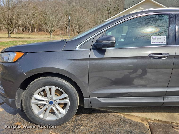 image for item DU2735 2019 Ford Edge SUV