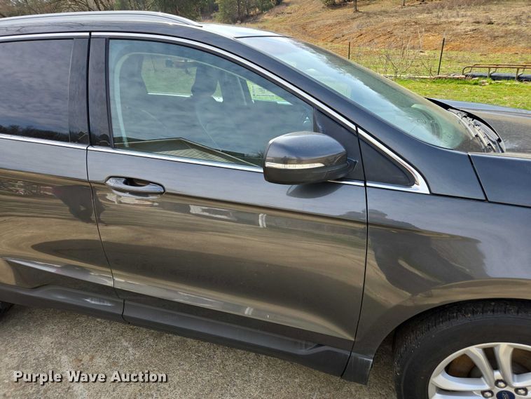 image for item DU2735 2019 Ford Edge SUV