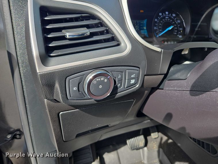 image for item DU2735 2019 Ford Edge SUV