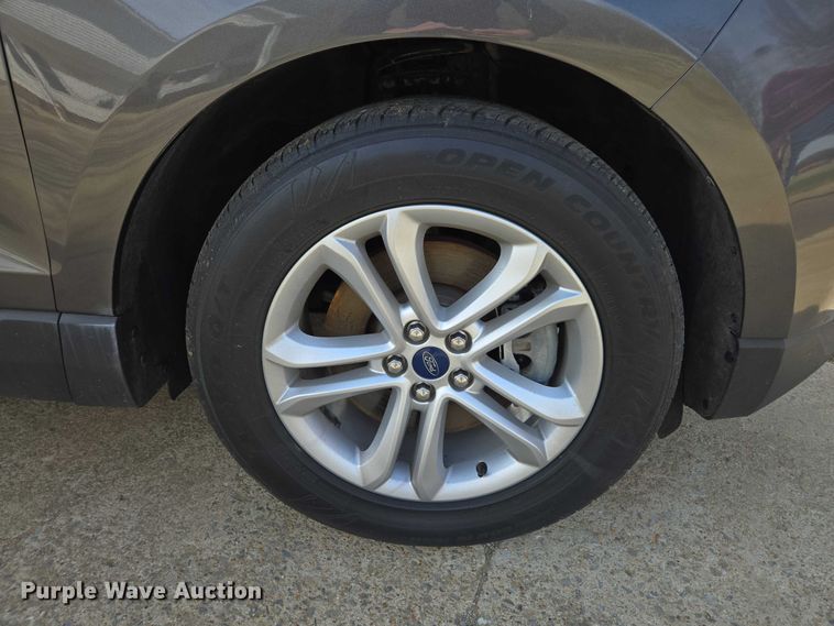 image for item DU2735 2019 Ford Edge SUV