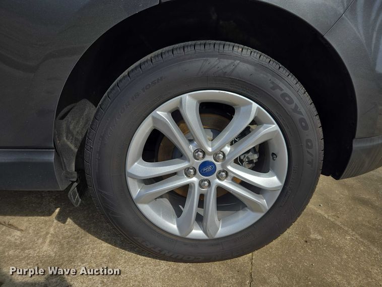 image for item DU2735 2019 Ford Edge SUV