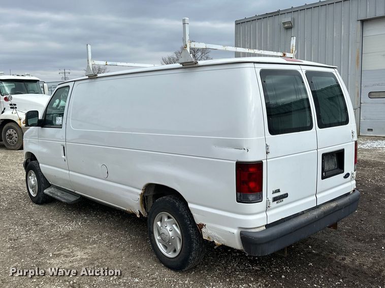 image for item DV0796 2007 Ford E150 van