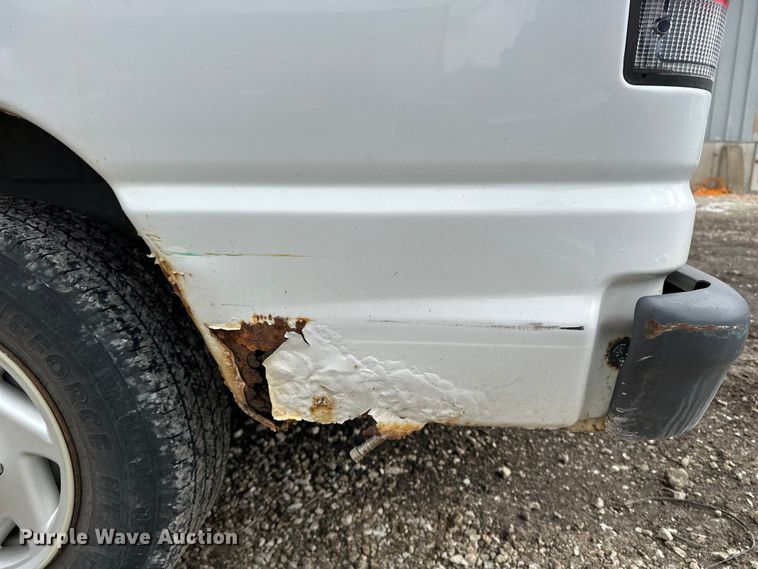 image for item DV0796 2007 Ford E150 van