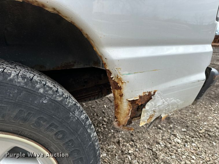 image for item DV0796 2007 Ford E150 van