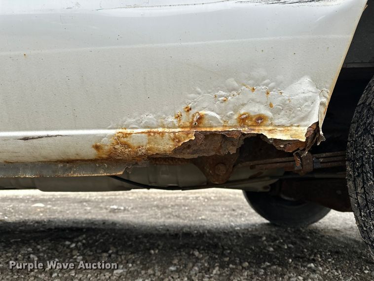 image for item DV0796 2007 Ford E150 van