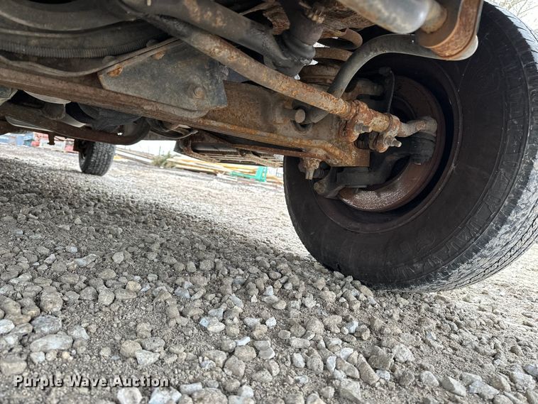 image for item DV0796 2007 Ford E150 van