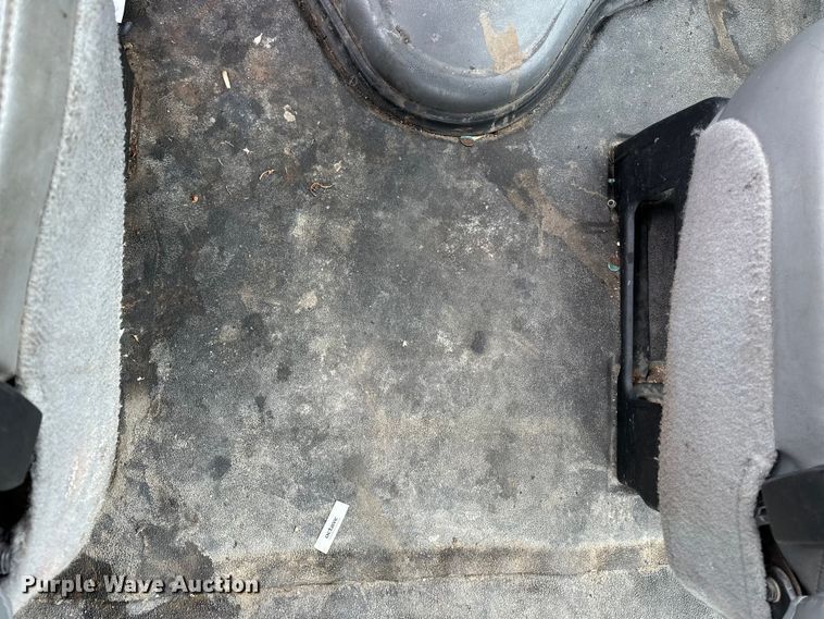 image for item DV0796 2007 Ford E150 van