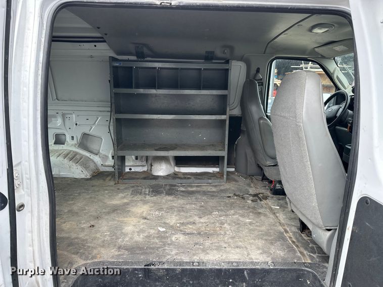 image for item DV0796 2007 Ford E150 van