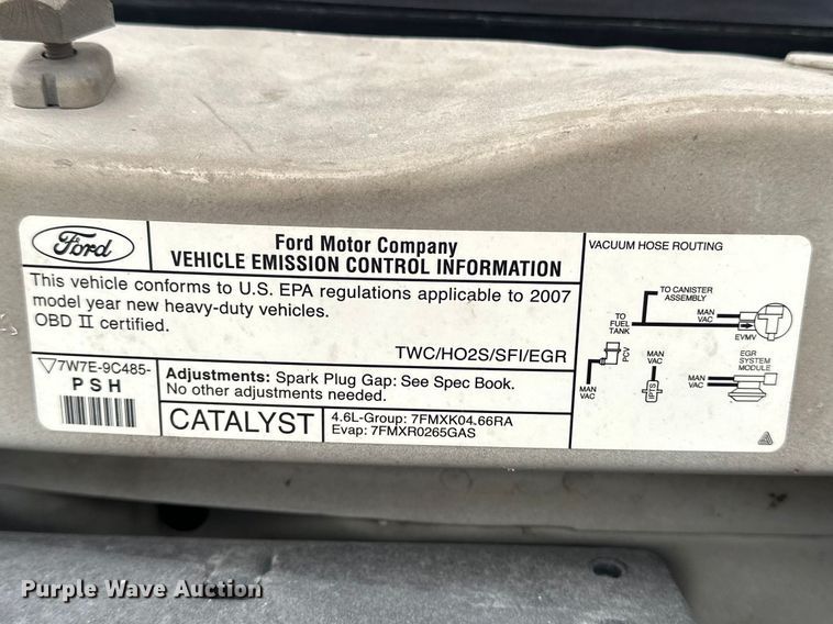 image for item DV0796 2007 Ford E150 van